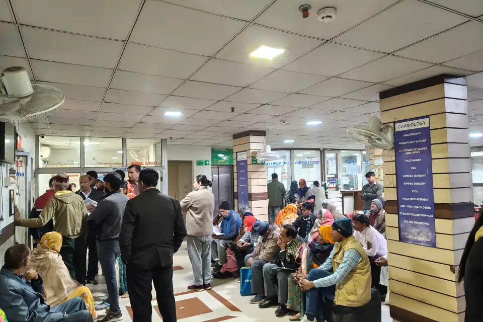 Global Heart Hospital Jaipur Reception 03