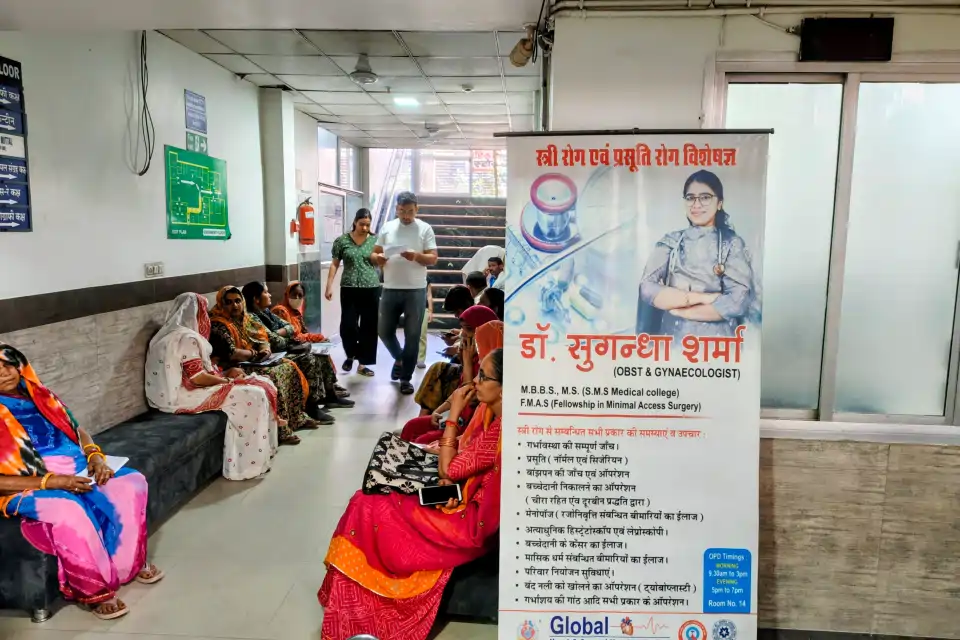 Global Heart Hospital Jaipur Reception 06