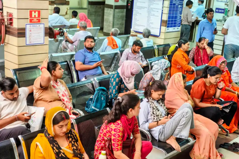 Global Heart Hospital Jaipur Reception 08