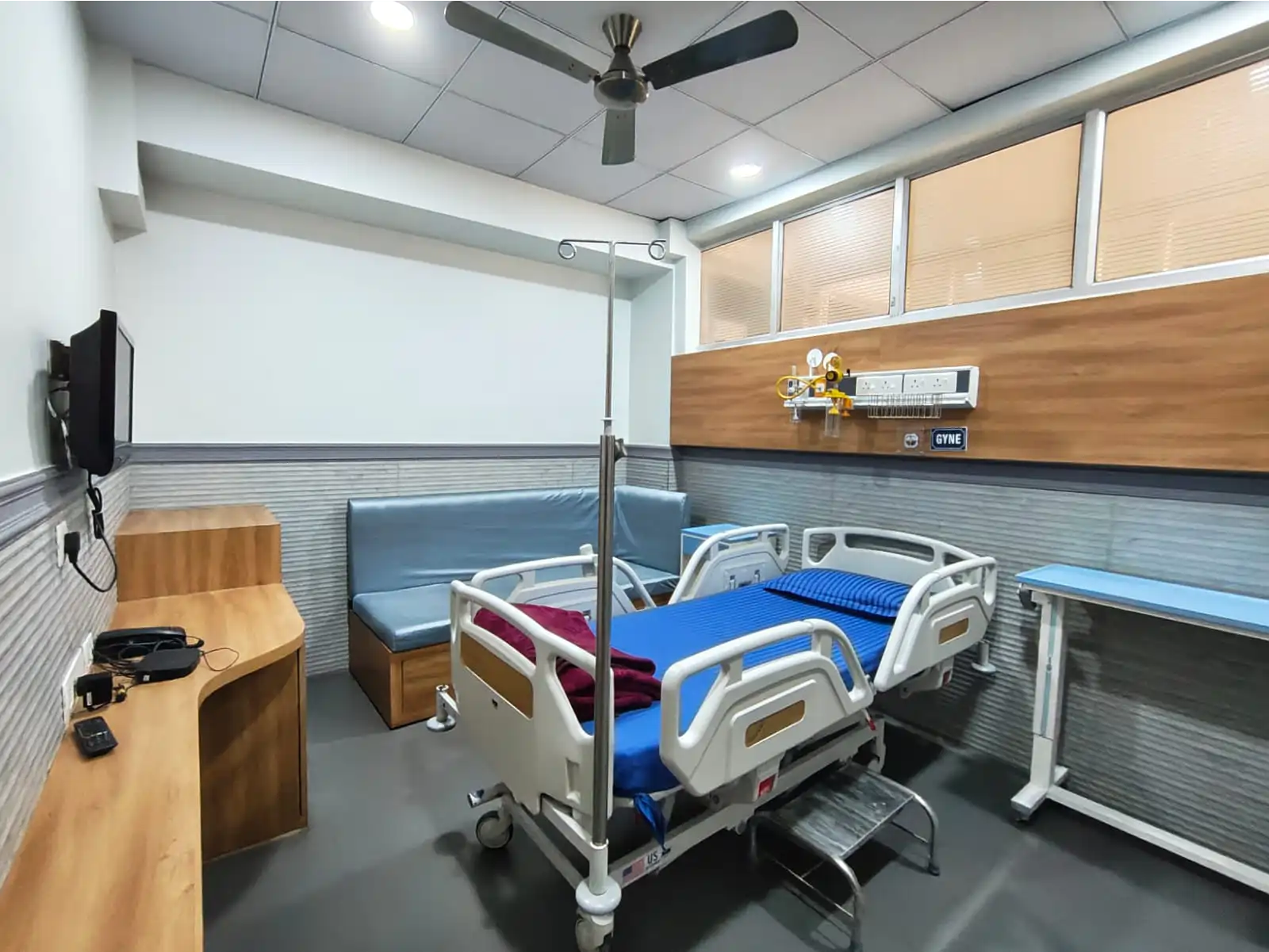 Global Hospital Gallery 21