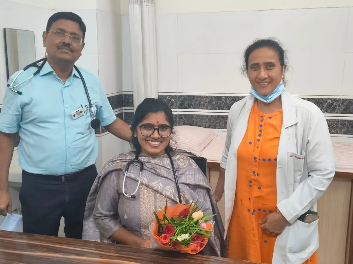 Dr Anjana sharma with patient4