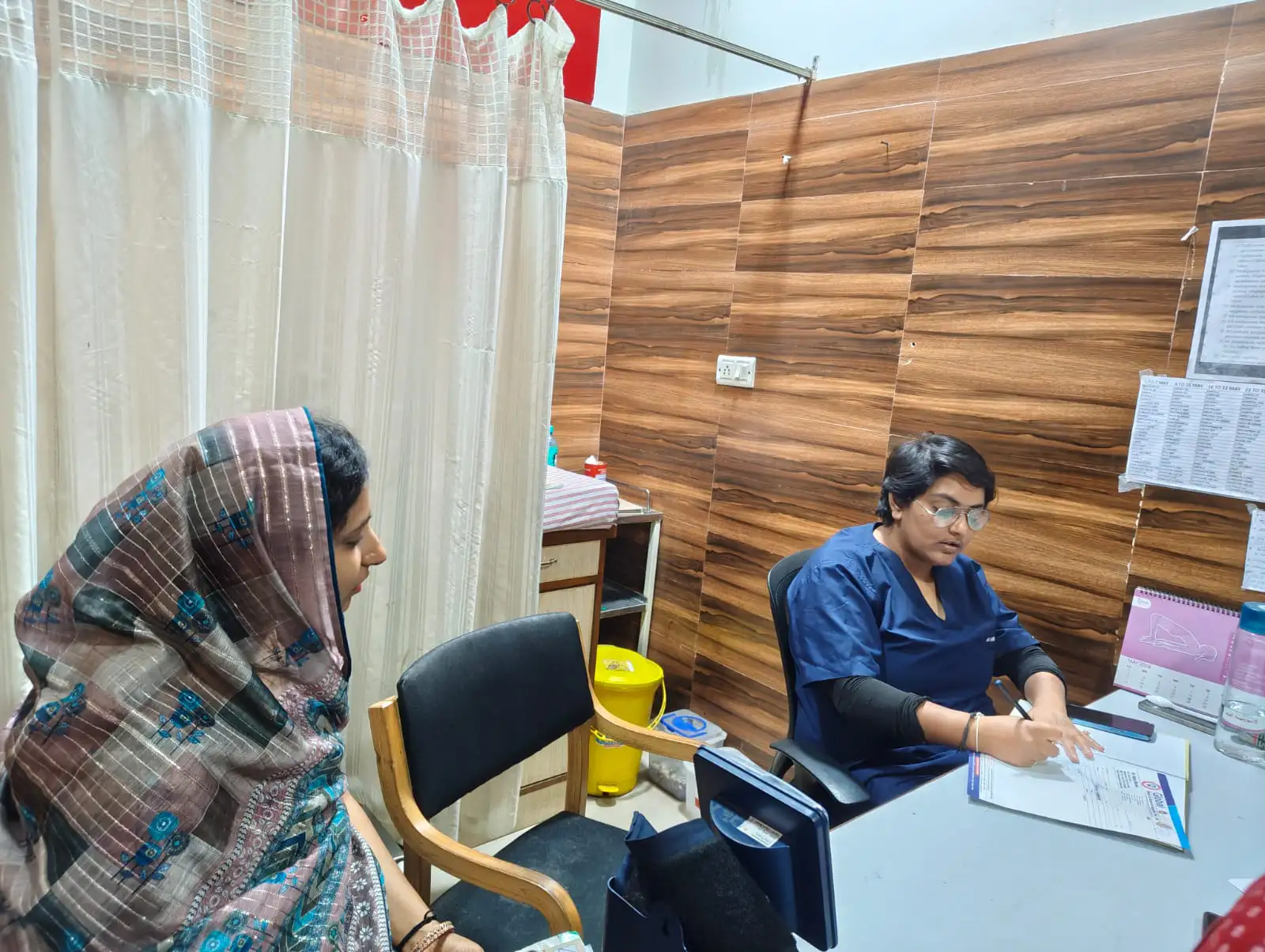 Dr Anjana sharma with patient9